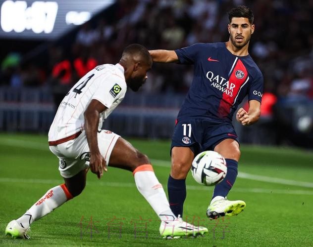 西媒：安帅开始让小将阿森西奥尝试踢右后卫